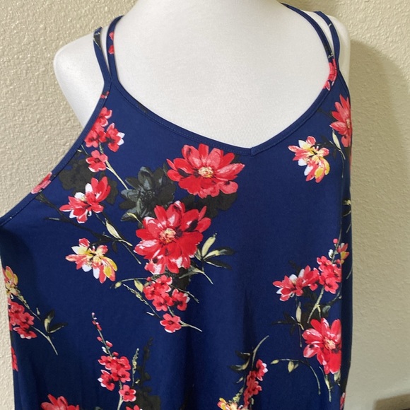 NWT Papermoon Floral Navy Flowy Tank Blouse Size 2X - Picture 3 of 10
